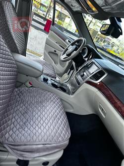 جیپ گراند شیرۆکی